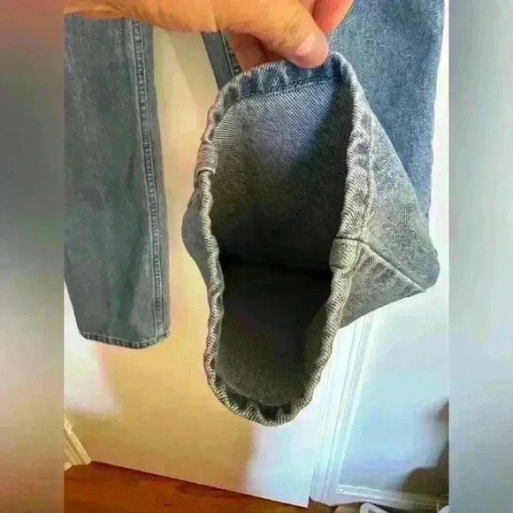 Vintage LL Bean Jeans Men's Size 37x29 Classic Fit Denim Light Wash 100% Cotton. - Picture 4 of 7